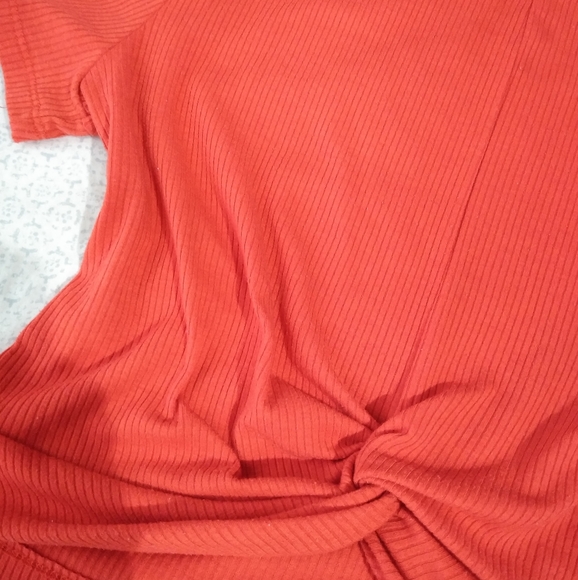 Iris Burnt Orange Front Knot Top Medium - Picture 6 of 7